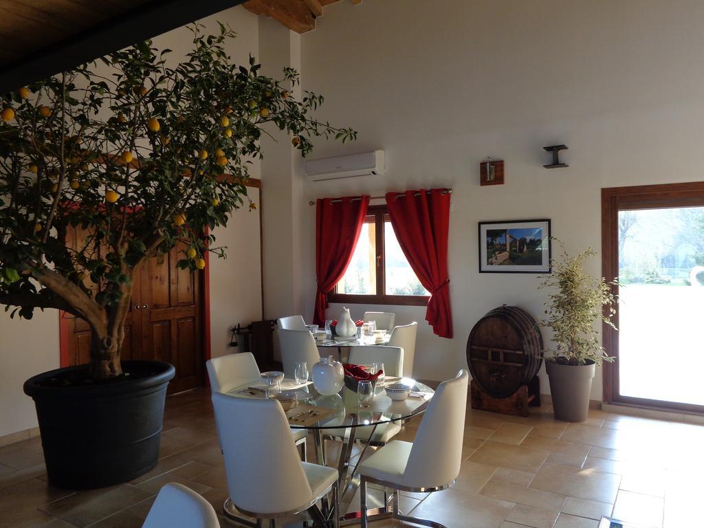 Domaine De La Garde Bed & Breakfast Vonnas Ngoại thất bức ảnh
