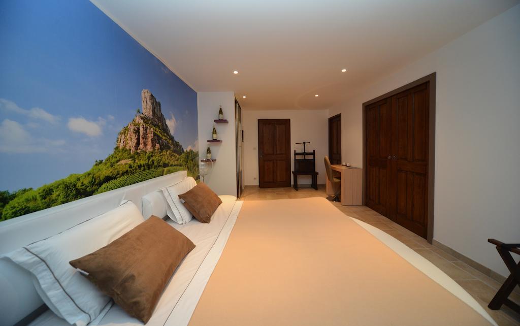 Domaine De La Garde Bed & Breakfast Vonnas Phòng bức ảnh
